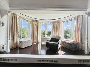 Bedroom 1 bay- click for photo gallery